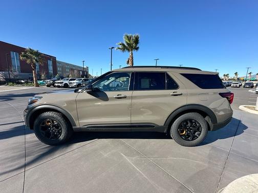 Marsh Gray 2026 Ford Explorer Tremor
