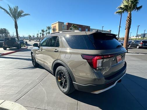 Marsh Gray 2026 Ford Explorer Tremor
