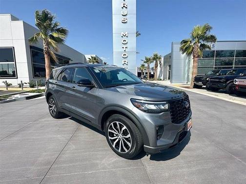 Gray 2025 Ford Explorer ST-Line