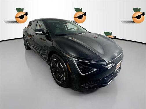 Ebony Black 2025 Kia EV6 Wind