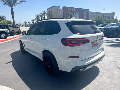 Alpine White 2023 BMW X5 sDrive40i