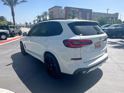 White 2023 BMW X5 sDrive40i