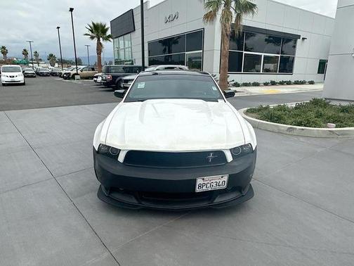 White 2012 Ford Mustang GT Premium