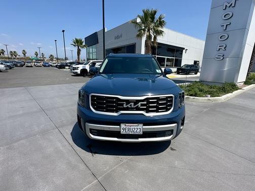 Midnight Lake Blue 2023 Kia Telluride SX