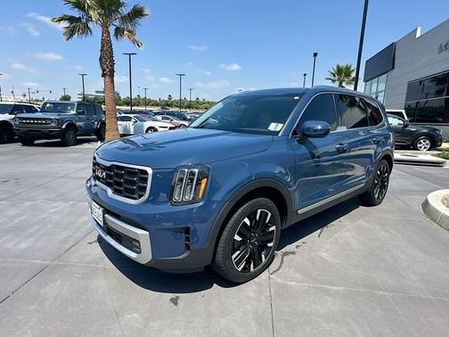 Midnight Lake Blue 2023 Kia Telluride SX