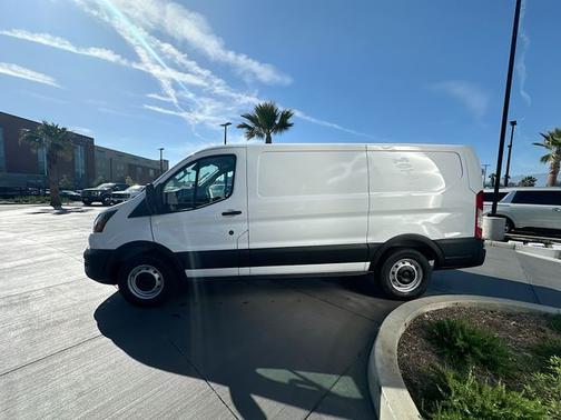 Oxford White 2026 Ford Transit-150 Base