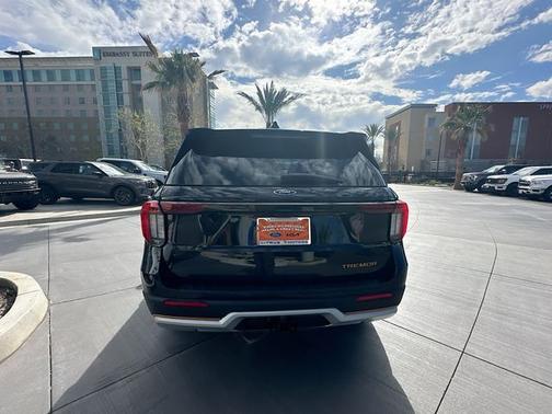 Agate Black Metallic 2026 Ford Explorer Tremor
