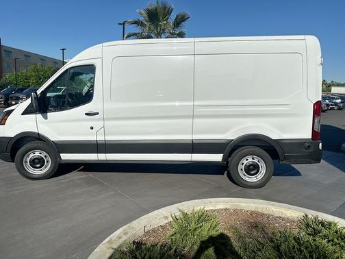 Oxford White 2026 Ford Transit-250 Base
