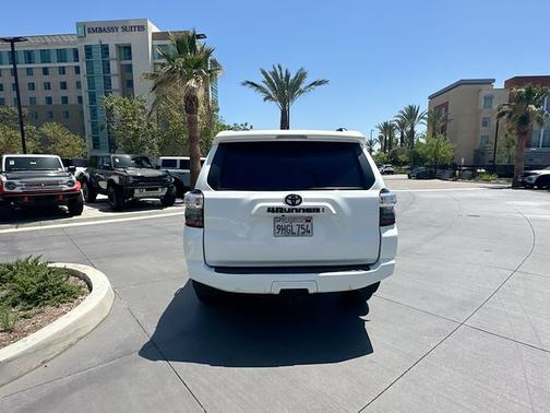 Ice Cap 2023 Toyota 4Runner SR5