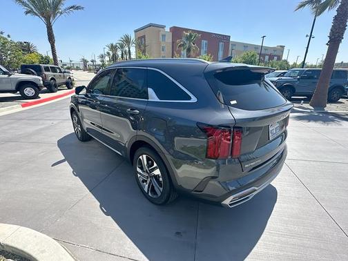 Platinum Graphite 2023 Kia Sorento Hybrid SX Prestige