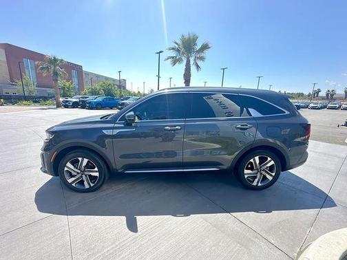 Gray 2023 Kia Sorento Hybrid SX Prestige