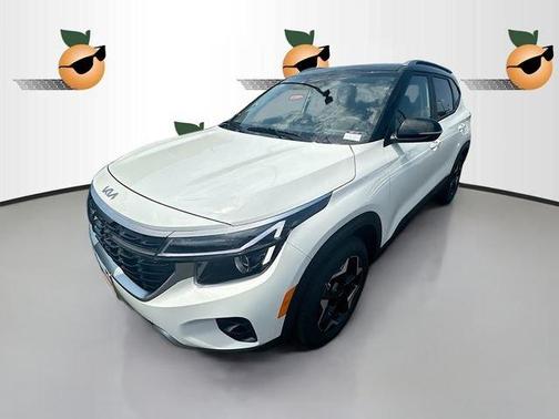 White 2026 Kia Seltos S