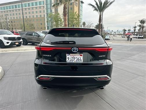 2024 Toyota Venza LIMITED