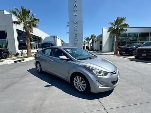Titanium Gray Metallic 2015 Hyundai ELANTRA SE