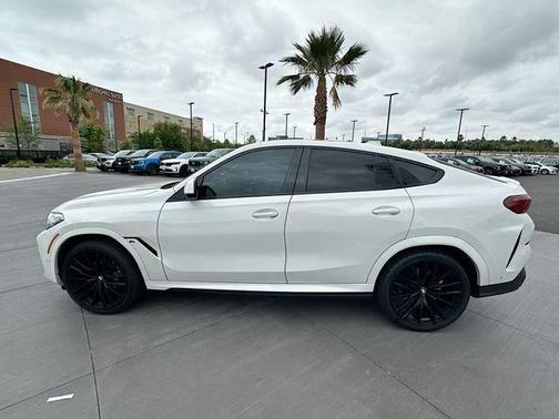 White 2022 BMW X6 xDrive40i