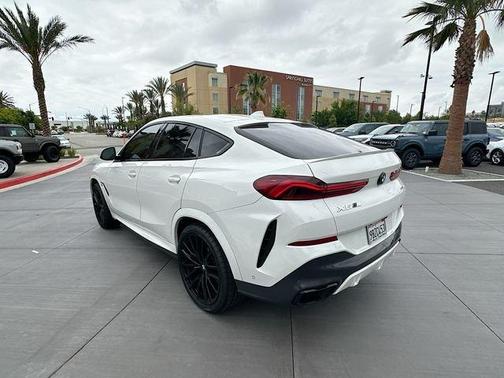 White 2022 BMW X6 xDrive40i