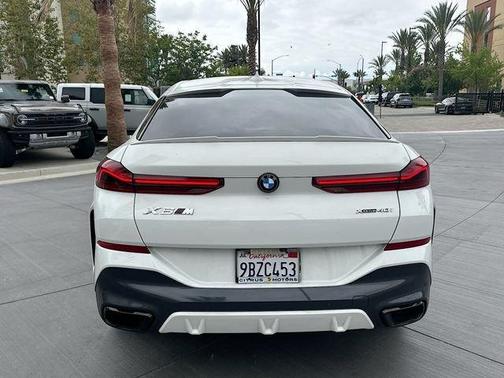 White 2022 BMW X6 xDrive40i