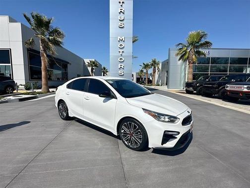 Snow White Pearl 2021 Kia Forte GT