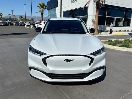 2023 Ford Mustang Mach-E SELECT