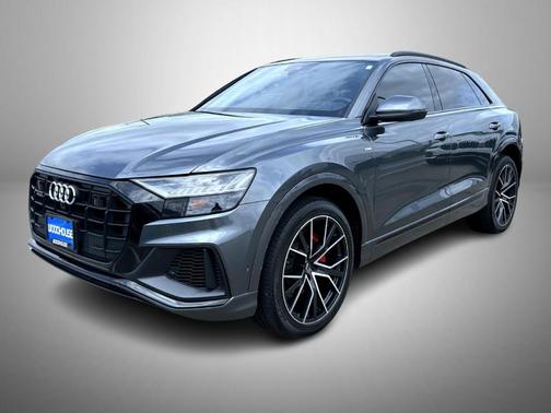 Daytona Gray Pearl Effect 2019 Audi Q8 3.0T Prestige