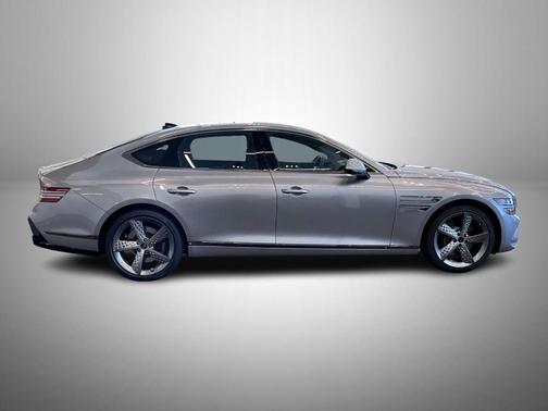 2025 Genesis G80 2.5T