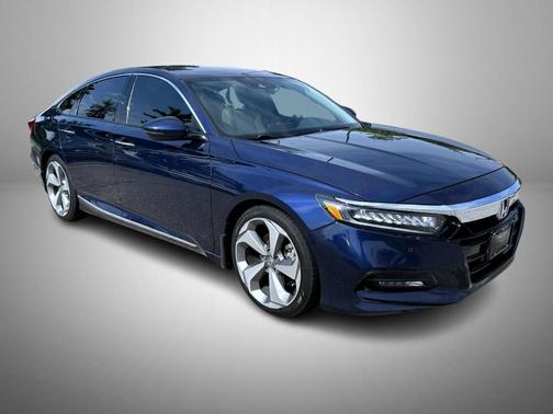 2019 Honda Accord Touring 2.0T