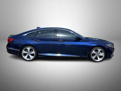 2019 Honda Accord Touring 2.0T