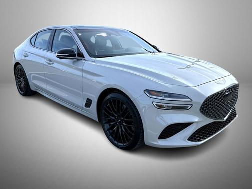 Graphite 2026 Genesis G70 3.3T Prestige Graphite