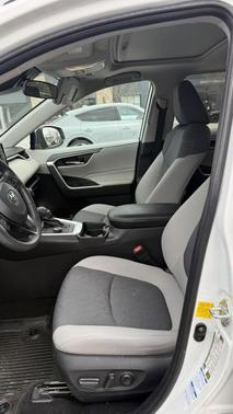 2019 Toyota RAV4 Hybrid XLE