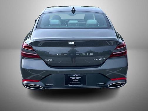 2026 Genesis G70 3.3T Sport Prestige