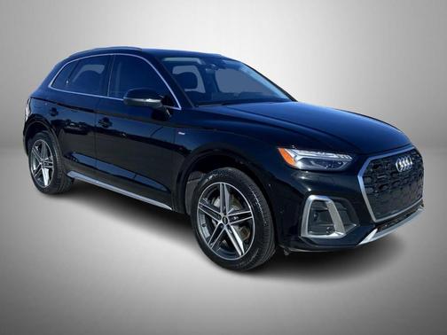 2022 Audi Q5 e 55 S line quattro Premium