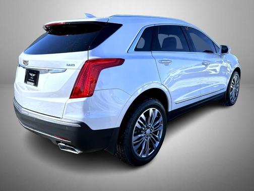 2017 Cadillac XT5 Premium Luxury