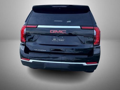 2025 GMC Yukon Elevation