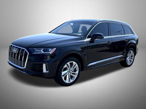 2022 Audi Q7 55 Premium Plus