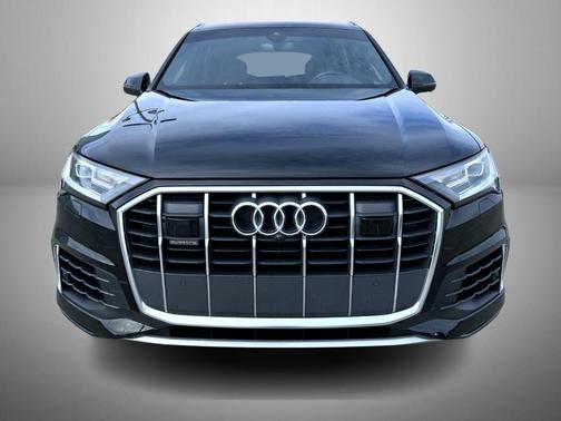 2022 Audi Q7 55 Premium Plus