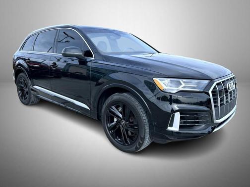 2022 Audi Q7 55 Premium Plus