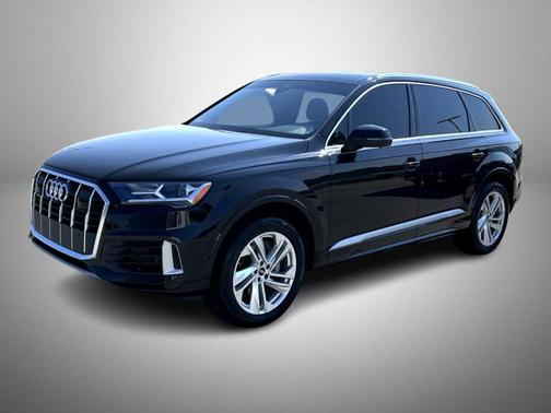 2022 Audi Q7 55 Premium Plus