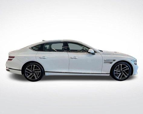 2025 Genesis G80 2.5T