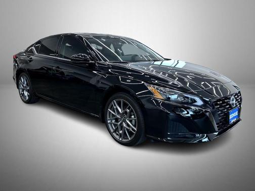 2024 Nissan Altima 2.0 SR