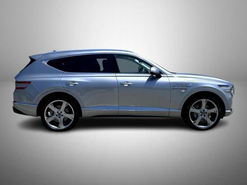 Savile Silver 2024 Genesis GV80 3.5T
