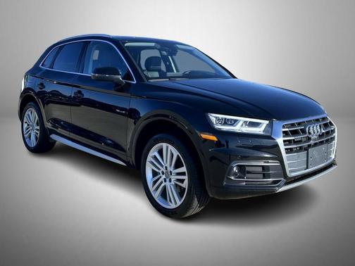 2018 Audi Q5 2.0T Prestige