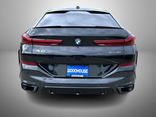 Black Sapphire Metallic 2024 BMW X6 xDrive40i