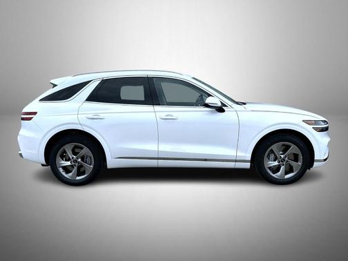 Uyuni White 2026 Genesis GV70 2.5T Select