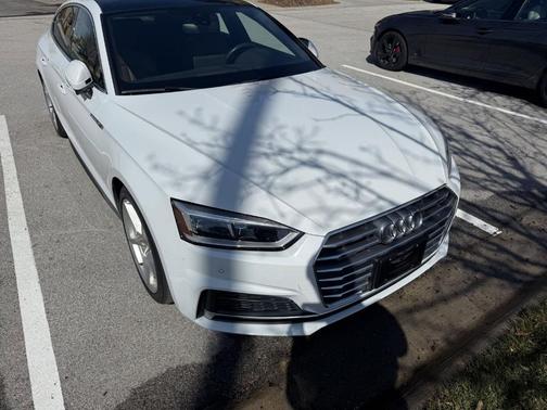Glacier White Metallic 2018 Audi A5 2.0T Premium Plus