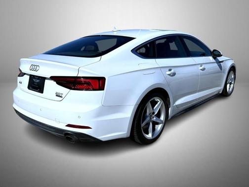 Glacier White Metallic 2018 Audi A5 2.0T Premium Plus