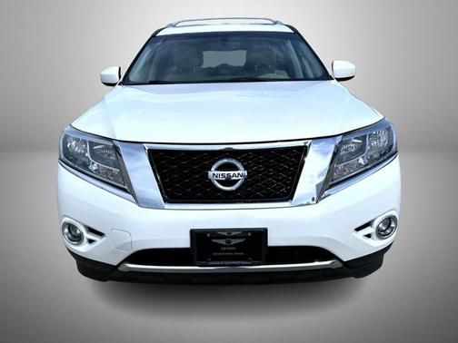 Moonlight White 2013 Nissan Pathfinder SL