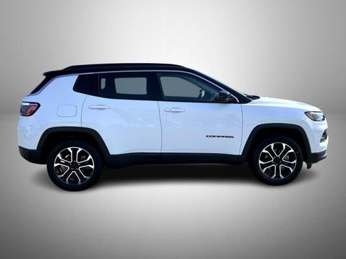 Bright White Clearcoat 2022 Jeep Compass Limited