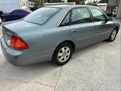 2001 Toyota Avalon XLS