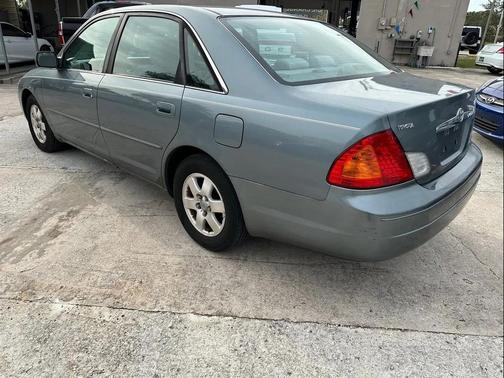 2001 Toyota Avalon XLS