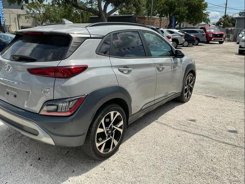 2022 Hyundai KONA Limited